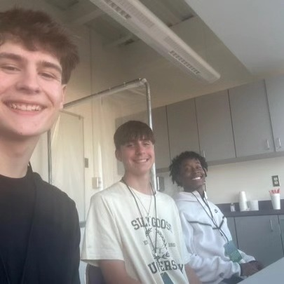 WBDGIndy's tweet photo. Not on air, but back in the booth! @BenDavisFB on a beautiful August evening. We'll be live here one week from today. Just practicing tonight to bring you the best coverage! #HighSchoolRadio @GiantAthletics #WeAreWayne @A31CareerCenter https://t.co/s4pZGsaH5a