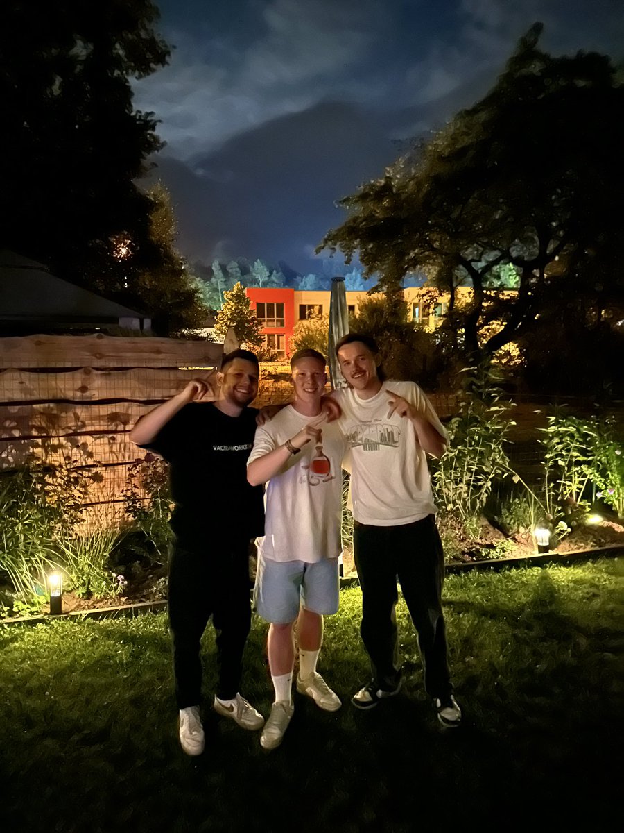 Love you boys forever ❤️ <a href="/Rassiyoo/">Rassi</a> <a href="/sreilas/">sreila</a>