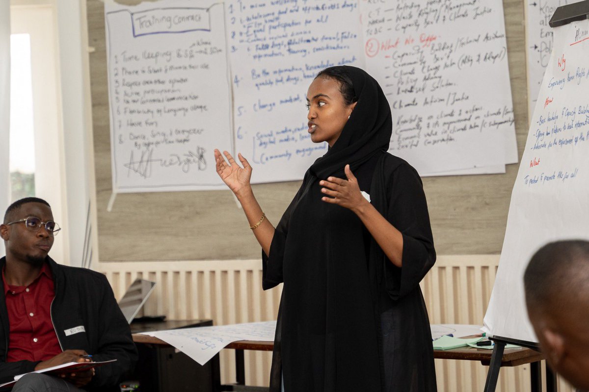 MzzMuhi's tweet photo. A phenomenal week @MSTCDC focused on transforming data into compelling stories for development.Communicators from different countries honed their skills in digital content creation, amplifying  voices, and humanizing complex issues to inspire change and lasting impact. https://t.co/67plA20EIH