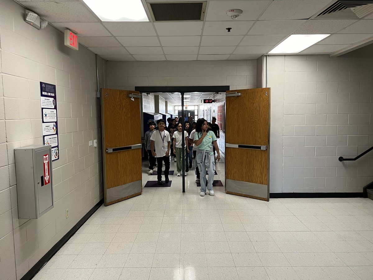 Our Emergent Bilingual newcomer students were taking on the halls this morning at <a href="/GoodnightSMCISD/">Goodnight Middle School</a> learning about the spaces and locations on campus! Sometimes we take for granted what we think students should know when new to a campus. We are so happy to welcome these #Rattlers!