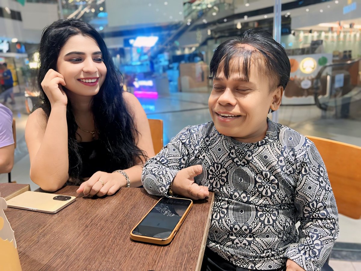 nikitarofficial's tweet photo. Childhood memories with @KKGOSWAMIActor ji🥰🥰 https://t.co/1I6cjtS010