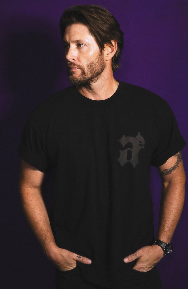 J2winchester2's tweet photo. IAM OBSESSED WITH HIM 😭😭😭 @JensenAckles ( #jensen #jensenrossackles #soldierboy #theboys #jensensoldierboy #deanwinchester #theboys #jensen #jensenackles #ackles #acklesfamily #spn #jensenrossackles #acklesholic #spn #spnfamily #supernaturalfamily #spnfandom ) https://t.co/4FcNjYjrfa