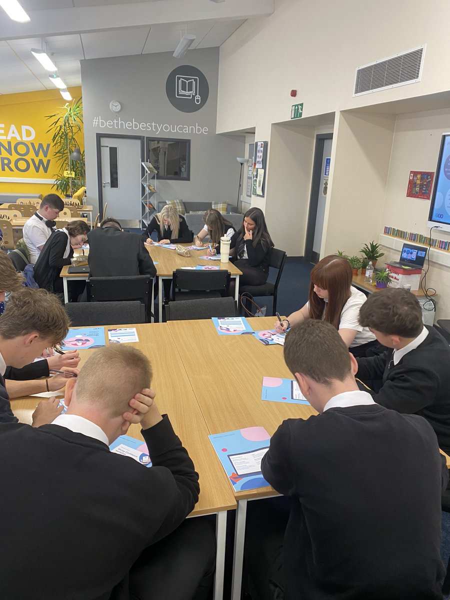 Mr Latimer tweet media