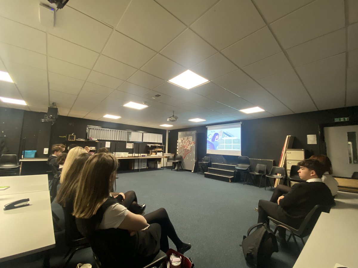 A big thank you to the various services for supporting the S6 induction day. A personal thanks to group 2 for their attentiveness across all the sessions. Im sure this will be the start of a good year for our S6 pupils👌🏻