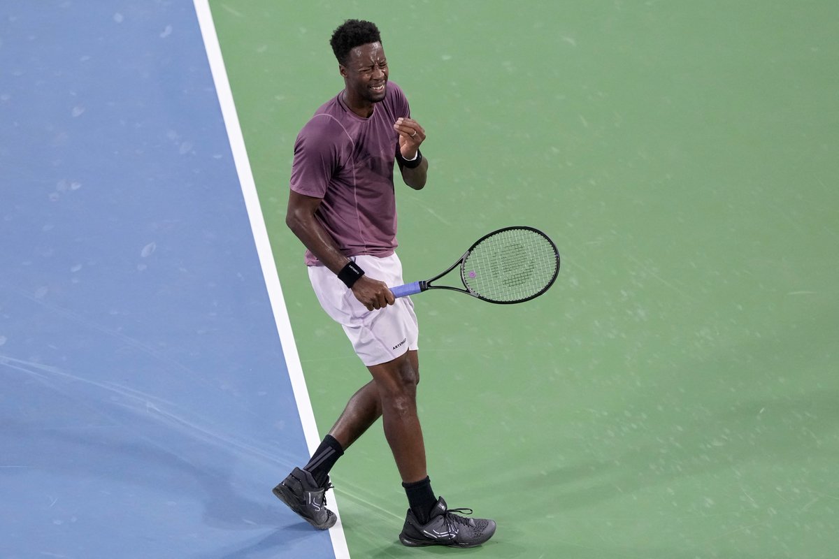 FFTennis's tweet photo. ÉNORME GAËL 🔥🔥🔥🔥

Victoire de Monfils sur Alcaraz à Cincinnati 4/6 7/6(5) 6/4 !!!

#CincyTennis https://t.co/g6tcQUXPLU