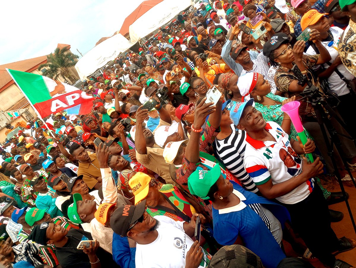 Owanbae's tweet image. Esan West Ekpoma ward 4,7,8,9 and 10 today.
#OkpebholoForGovernor
#ANewEdoIsRising
#Moden
#VoteAPC
#Edo2024