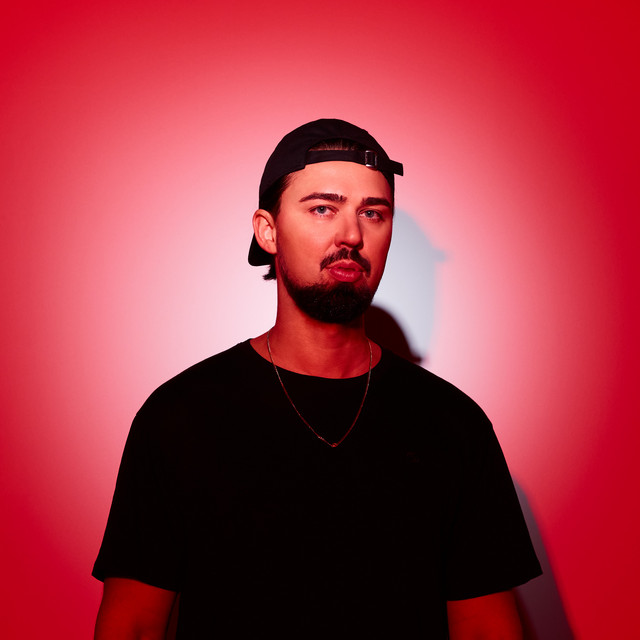 Official Charts tweet media