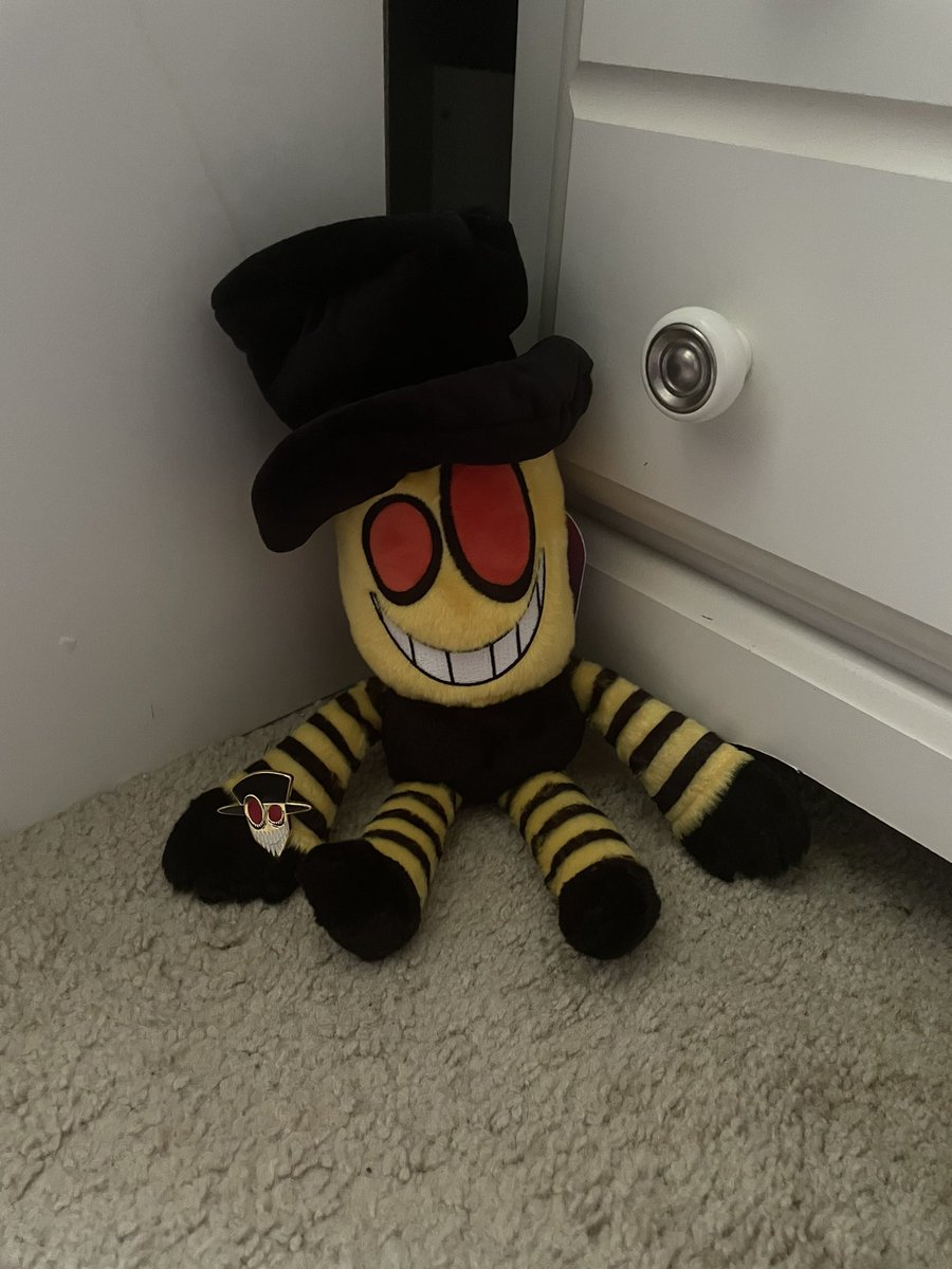 Ir3lan's tweet photo. The Lankiest of Manns arrived today! :] 
One more for the collection yippie!!!!

@pastraspec 

#pastra #clyde #lankmann #clydeplush #lankmannplush https://t.co/sj53zRKpgy