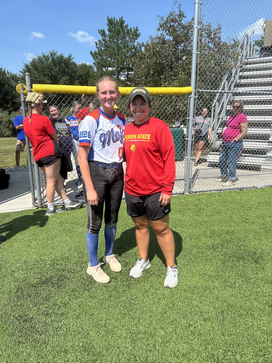 HayleeAwrey2026's tweet photo. Thank you @FSU_SB for hosting a fun camp at your home field on Tuesday. It was great to meet everyone! @schumann_jake https://t.co/DVNK7t2l5s