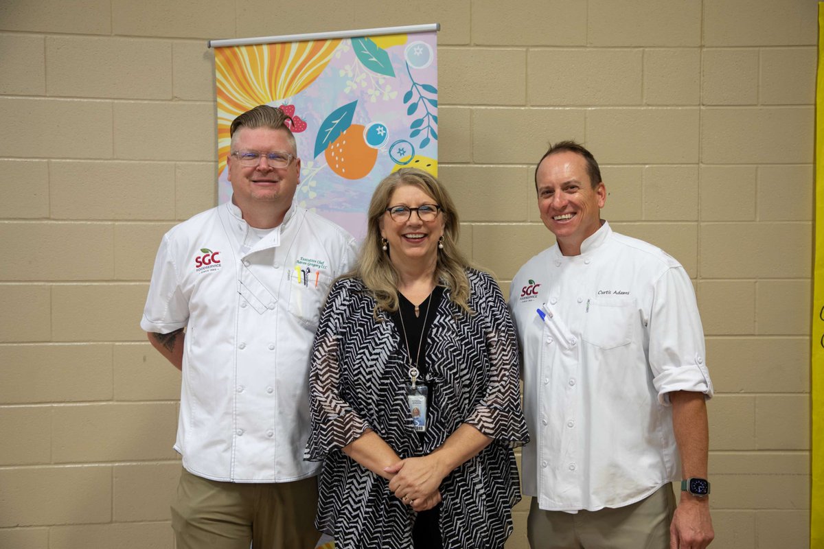 sgcfoodservice's tweet photo. Chef Aaron and Chef Curtis had the privilege of speaking to all of the SPS Foodservice Professionals today. They spoke on action items that everyone could take back to their schools. SGC is appreciative to partner with @officialSPS! Have a great school year! π #SPSPride https://t.co/ENVztbiUAW
