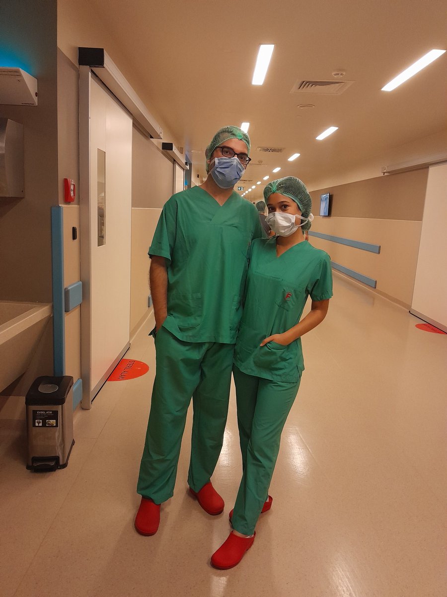iremkara26's tweet photo. Bugün çok büyük hayallerimizden biri daha gerçek oldu. İleride beraber yapacağımız ameliyatlara..
Günün vlogunu izlemek icin ig: https://t.co/epfXaDSXC9.italy 🥰❤️ https://t.co/OgVw2edxp5