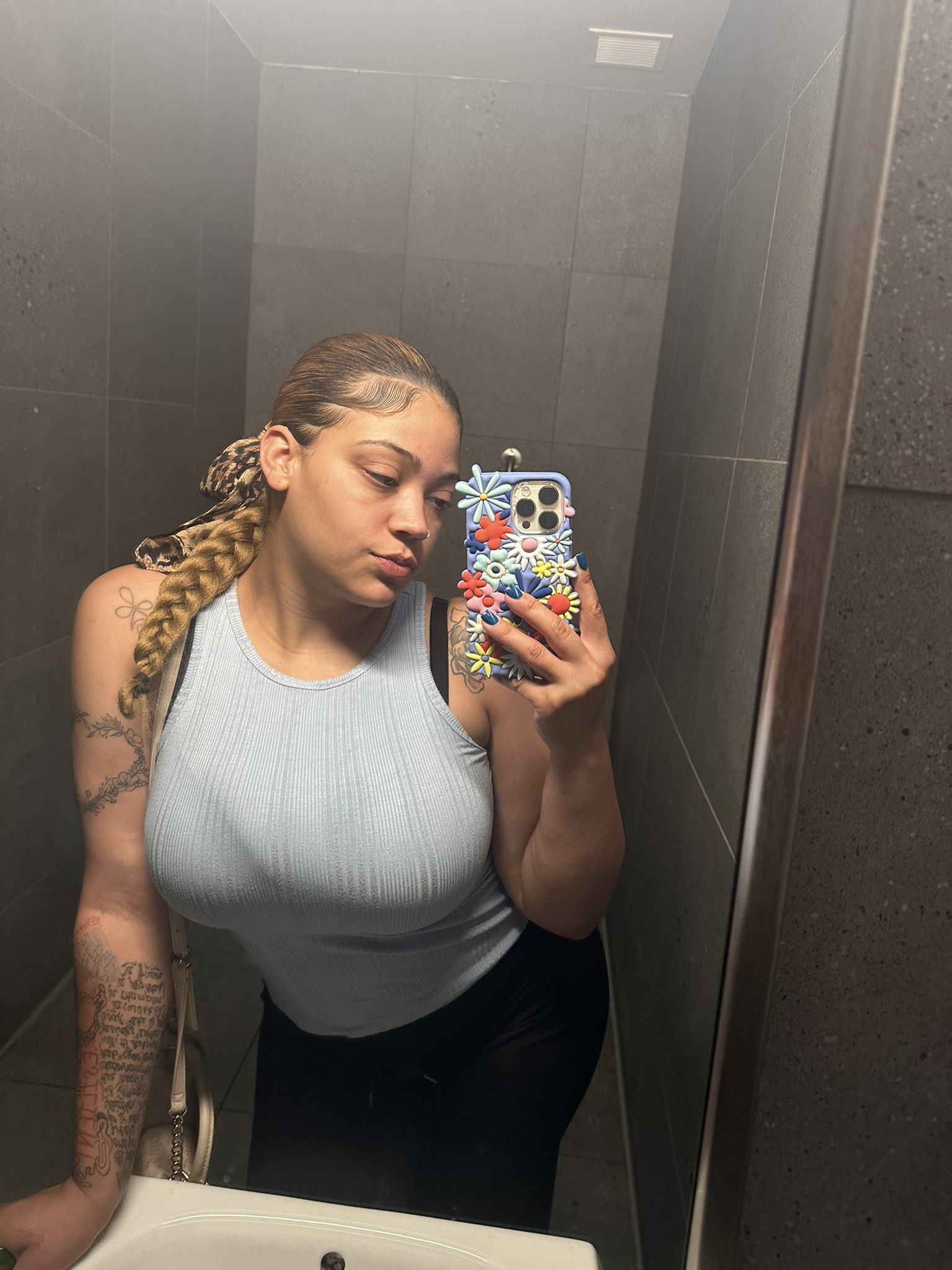 fried & fine 😁🩵 https://t.co/10jOofDnyA