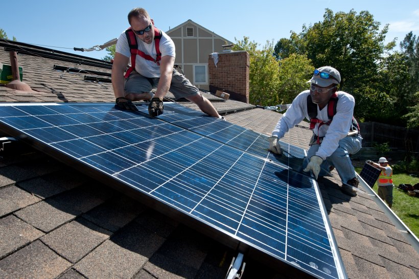 Considering rooftop solar?  Energy.gov has some great information available to help you understand the current landscape of tax credits and incentives. Learn more here: tinyurl.com/38zbf3zw