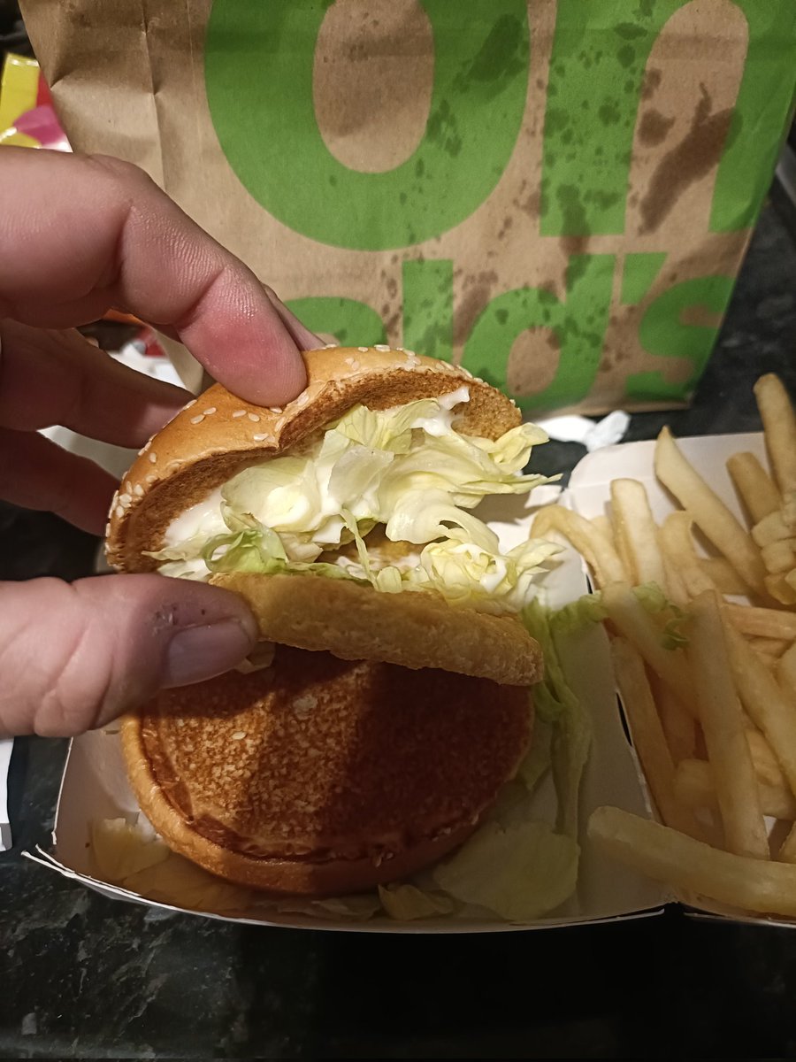 Barry Wellington tweet media