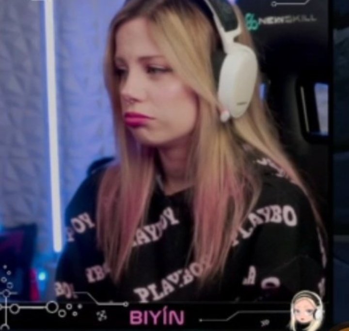 Extraño...extraño a sara