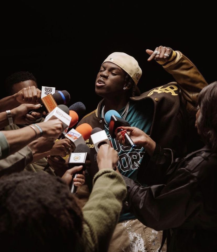 RemaOnCam's tweet photo. Comment/Quote this tweet with your favorite pictures of @heisrema 🤩 https://t.co/9pdVeTlGI7