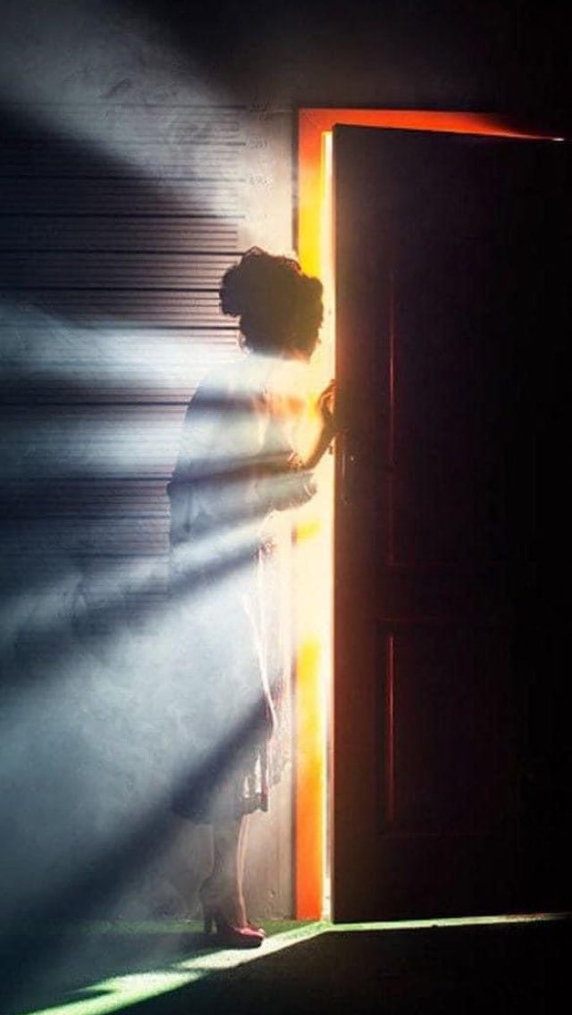 “Her şey girer yoluna…

Gündüzün ya da gecenin birinde . .