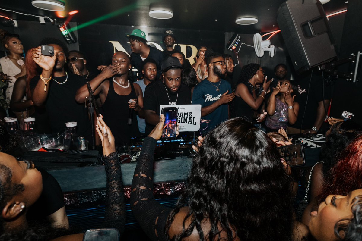 noirloungeri's tweet image. #EXCUSEMEMISS EACH AND EVERY FRIDAY WITH MUSIC 🎧 FROM @dj_dmk_ 
FREE ENTRY ALL NIGHT
💨💨💨 FREE HOOKAH FOR LADIES IN GROUP OF 3+ &amp;amp; COMPLIMENTARY CHAMPAGNE/MIMOSAS TILL 11PM
🥃$5 SHOTS TILL 11PM
🍸 $10 MARTINI SPECIAL