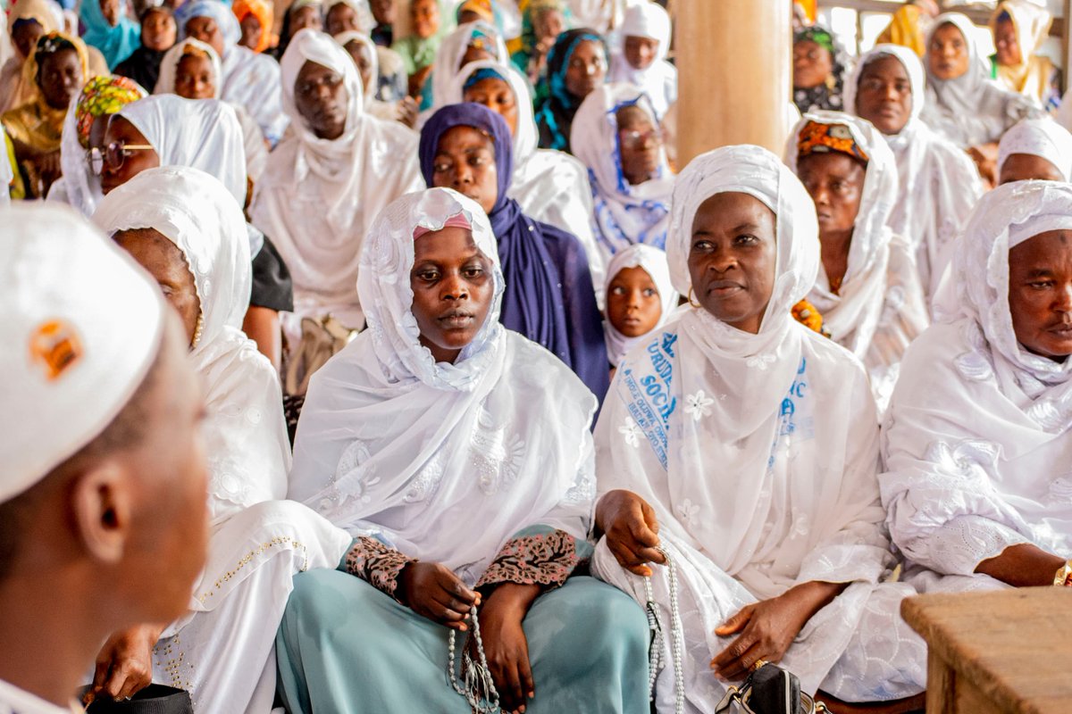 oyostategovt's tweet photo. Pictures from Day 5 of the 2024 International Youth Week - Jumat service at Oja'ba Central Mosque, Ibadan. https://t.co/sHFM0vF9Jk