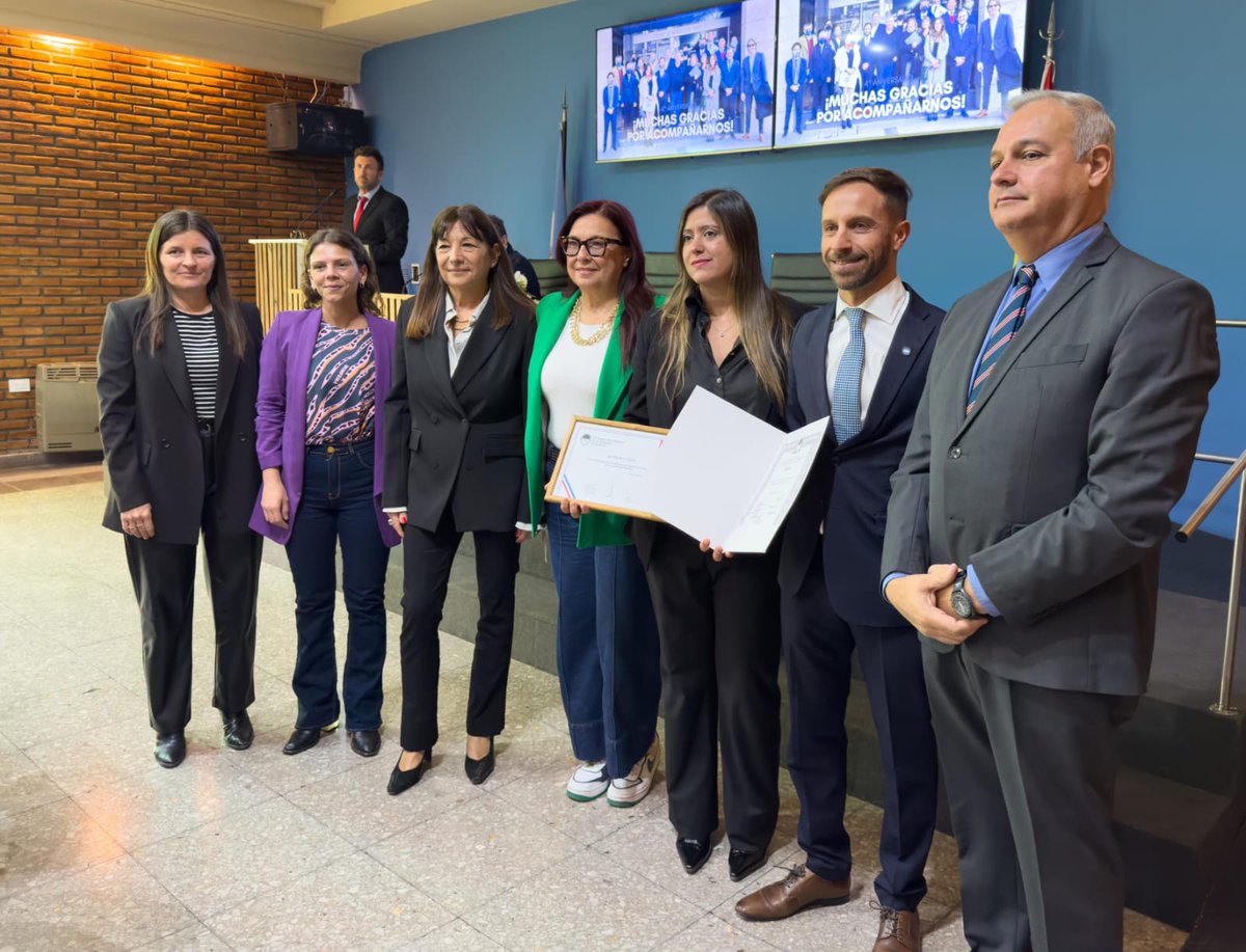 pablogfarias's tweet photo. Acompañamos a la Federación de Colegios de Abogacía de la Provincia de Santa Fe en la celebración de su 4to aniversario. 

Felicitaciones por el trabajo coordinado entre las diferentes circunscripciones de la provincia, para mejorar la justicia y el ejercicio de la profesión. https://t.co/la1GTWSq3e