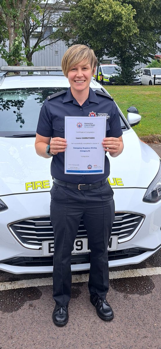 HIWFRS_LandD's tweet image. ⭐️ Success this week in #drivertraining. Congratulations 🎉 to FF Cole for passing the LGV test 🚚, and FF Carruthers and FF Healey for passing their Emergency Response Driving courses - Well done all 💯 @Basingstoke_01 @Fareham17 @Hightown56 @Botley38 🚒