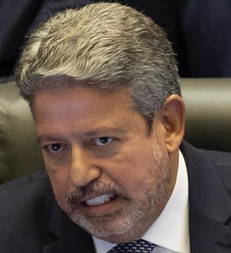 Mas Esse Não Será O MOMENTO CERTO para o Gilmar Mendes DESENGAVETAR As Inúmeras AÇÕES CONTRA O ARTHUR LIRA?