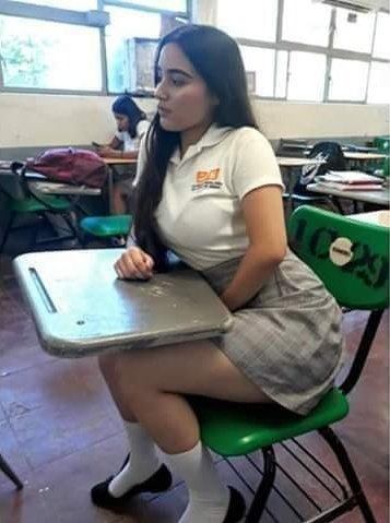 borrachito's tweet photo. Si pasé seis años en la primaria, tres en secundaria, tres en prepa y cuatro en la universidad, ni modo que no me eché 10 en la cárcel. 😅 https://t.co/y7EJWhfWeg