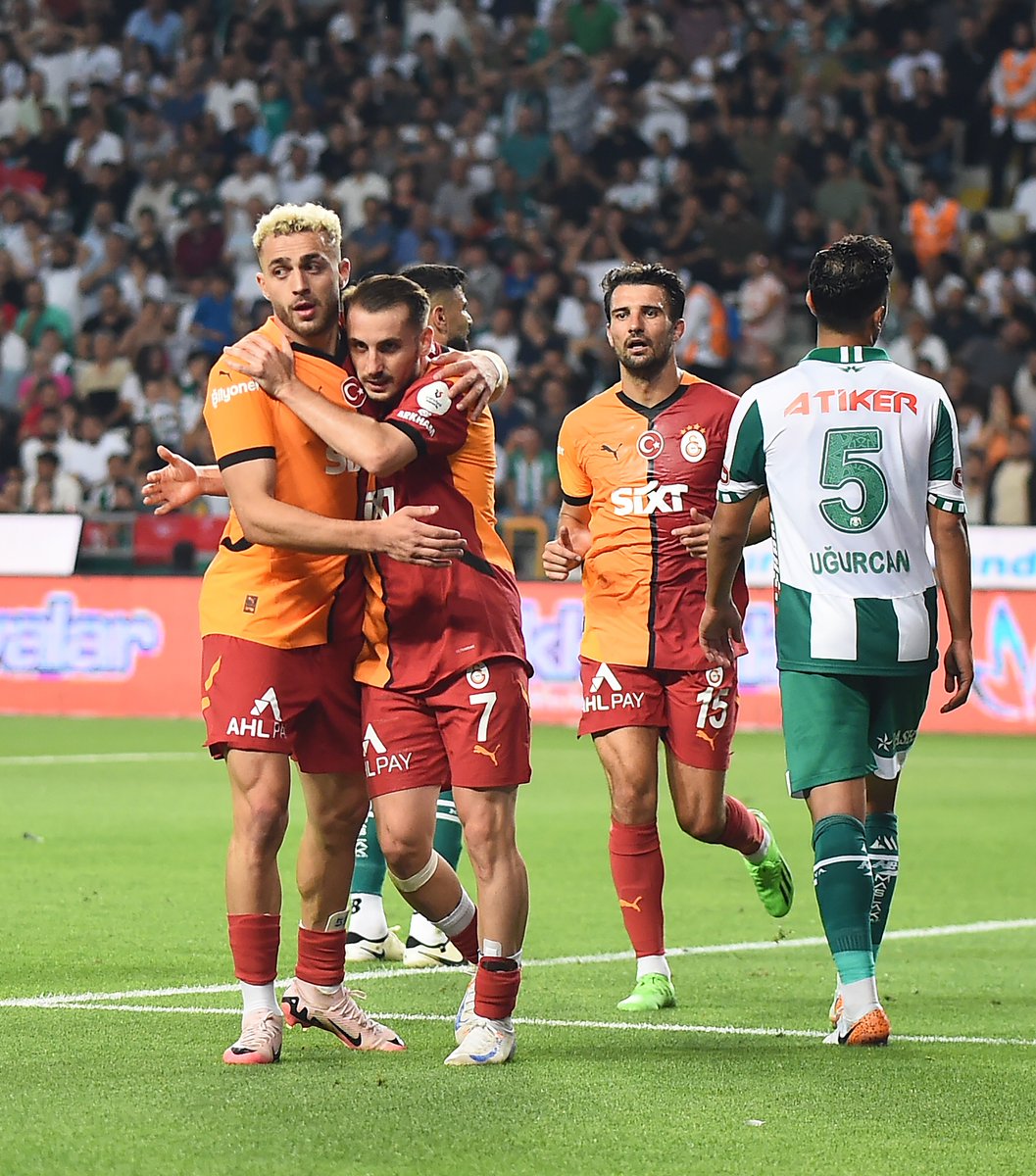 Biz bir aileyiz, kenetlendikçe daha da büyüyen! 🦁

<a href="/keremakturkoglu/">Kerem Aktürkoğlu</a> 🤜🤛 <a href="/Barisalperyilmz/">Barış Alper Yılmaz</a>
