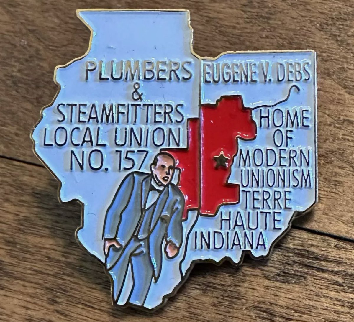 eBay Union Buttons & Pins tweet media