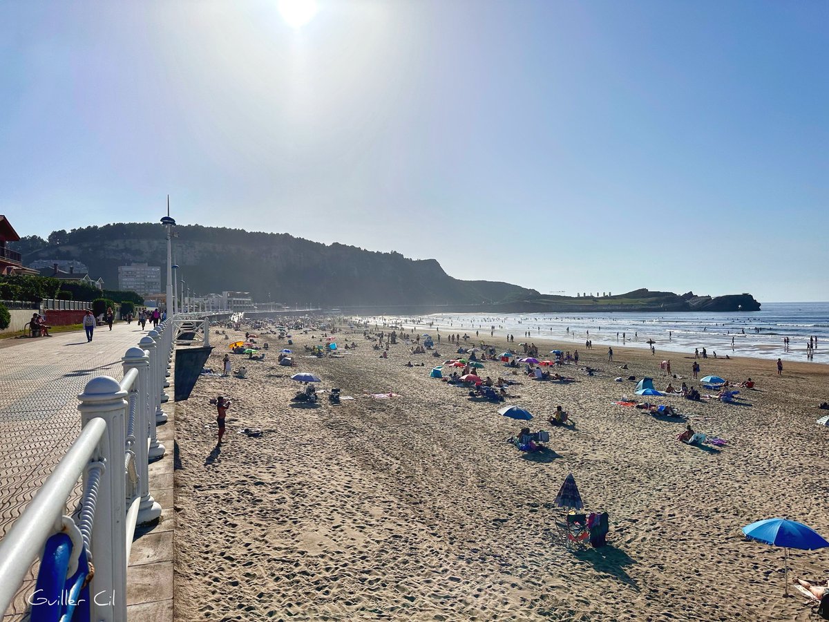 GuillerCil's tweet photo. Y cuanto más se empeñen los comunistas del pijo en intentar intimidarme, más fotos y vídeos que desmontan su farsa de la supuesta masificación turística en #Asturias pienso subir. 
Aquí dejo las fotos de esta tarde.
Viernes, #16deagosto https://t.co/UX7Mq8iwOg