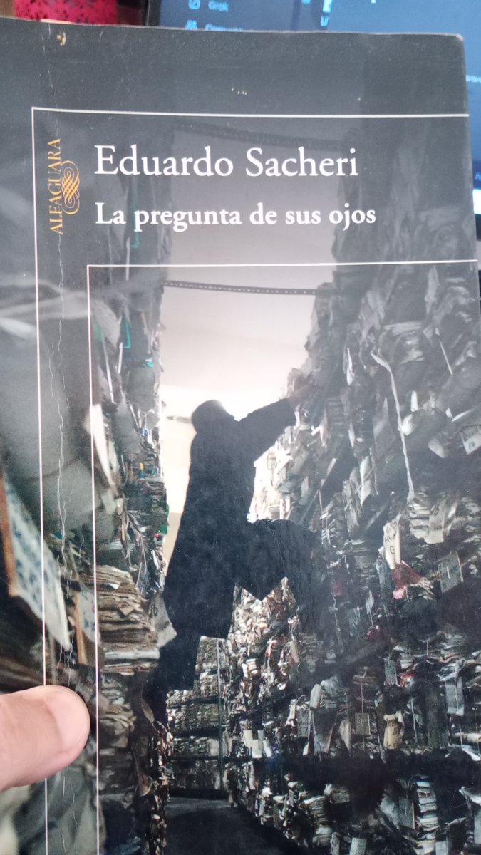 Ya que <a href="/eduardosacheri/">Eduardo Sacheri</a> me clavó un me gusta y estoy saltando en una pata. Abro debate. ¿Los libros son mejores que las películas o viceversa? ¿Qué piensan?
<a href="/literlandweb1/">literland</a> 

Me quedo con La pregunta de sus ojos, la historia que inspiró a Campanella en el Secreto de sus ojos.