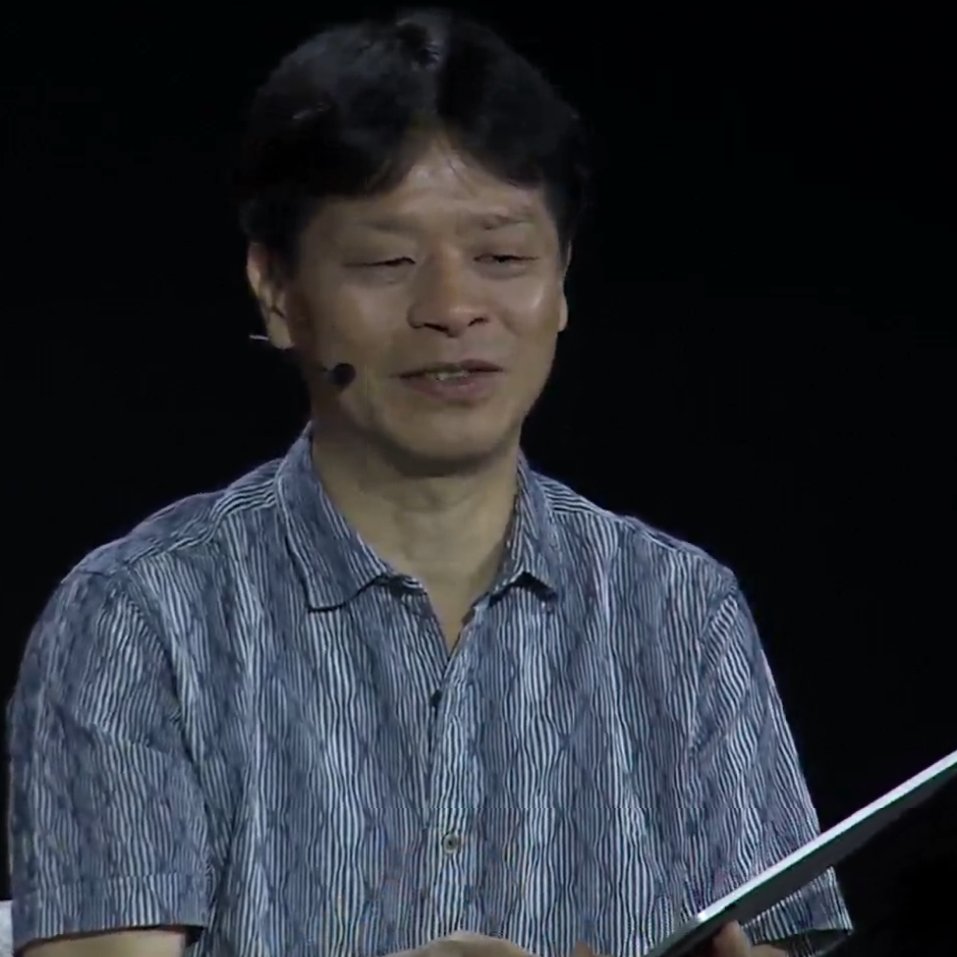 FF7_Trivia's tweet photo. Kitase says Sephiroth doesn't believe what he's doing is evil. He believes he has a great destiny to change the world. 

-Final Fantasy VII Rebirth Summoning A Masterpiece interview https://t.co/jxs4XUcqGB