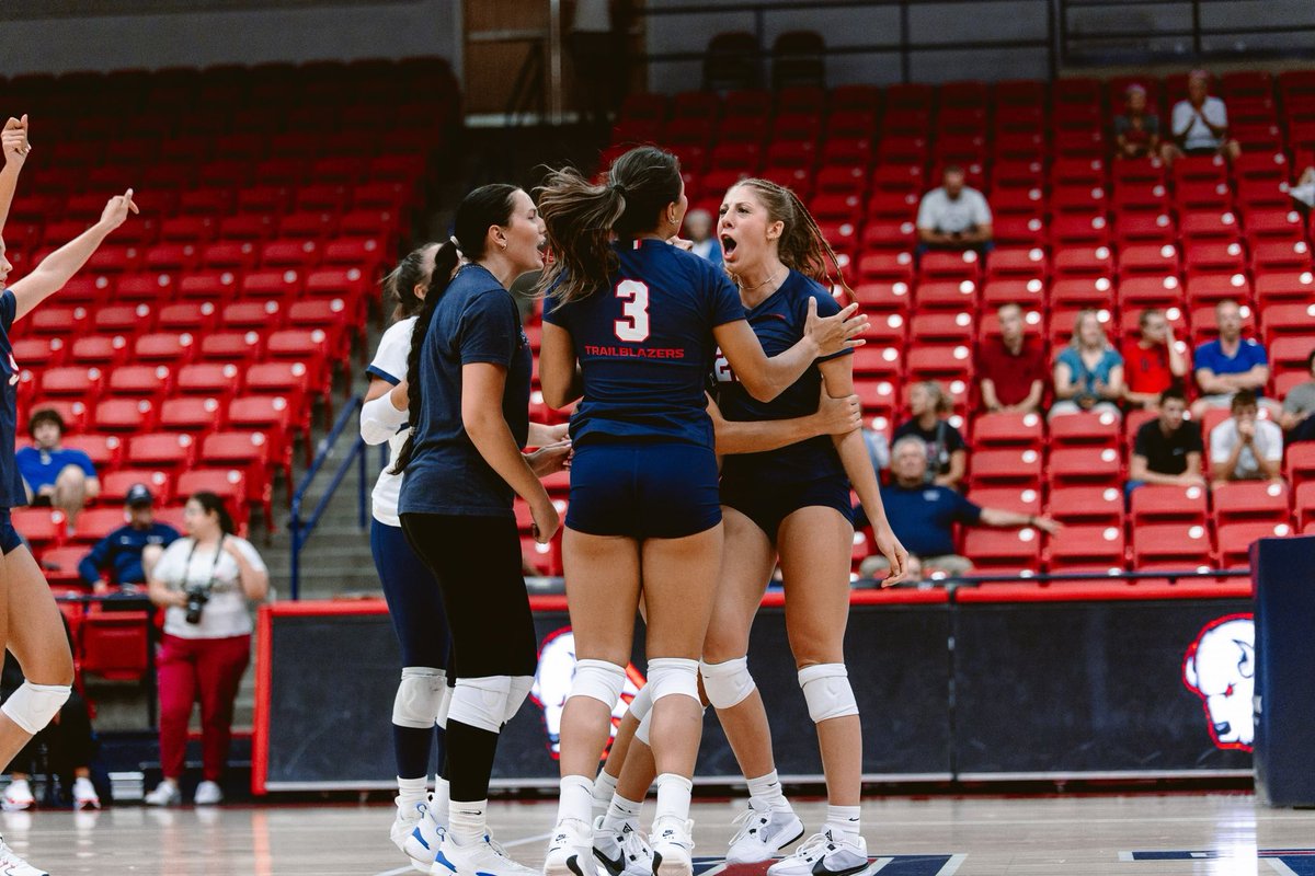 UtahTech_VB's tweet photo. Last night was a good time 🤩

#UtahTechBlazers🦬 https://t.co/olpg31JkpH