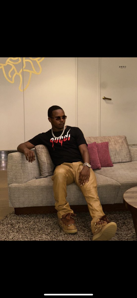 D_Cash94's tweet photo. What nigga you know went to Tokyo 🔥😤 https://t.co/JzXmdYC76O