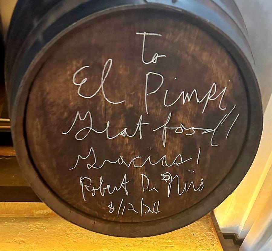 A few days ago, El Pimpi Marbella received the visit of one of the greatest actor of all times. Robert de Niro enjoyed the traditional gastronomy of El Pimpi and he left his autograph in one of our barrels. 
Thank you for your company in an evening among friends in malagueña