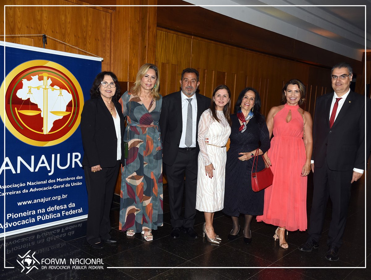 forvmnacional's tweet photo. Na noite desta quinta-feira (15), a Diretoria do Forvm Nacional da Advocacia Pública Federal esteve presente na celebração dos 38 anos da Associação Nacional dos Membros das Carreiras da Advocacia-Geral da União (ANAJUR). Leia a matéria completa: https://t.co/shenkxP1AW https://t.co/YUIMU9Fe8b