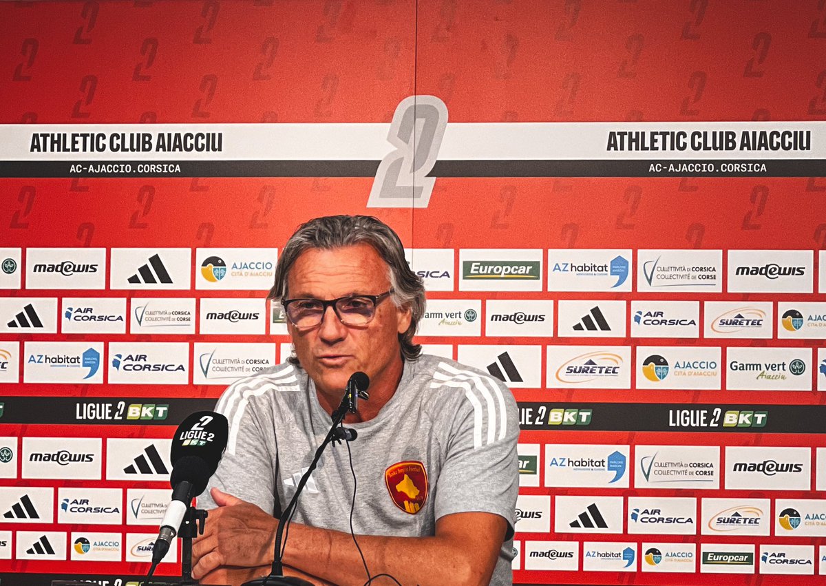 OfficielRAF's tweet photo. 🎙️ « On aurait mérité mieux au vu de ce qu’on a montré. »
𝗗𝗶𝗱𝗶𝗲𝗿 𝗦𝗮𝗻𝘁𝗶𝗻𝗶 est en conférence de presse d’après match 💊
𝗘𝗻𝘀𝗲𝗺𝗯𝗹𝗲, 𝗰'𝗲𝘀𝘁 𝘁𝗼𝘂𝘁 ❤️💛 #ACARAF https://t.co/28C01DDdVf
