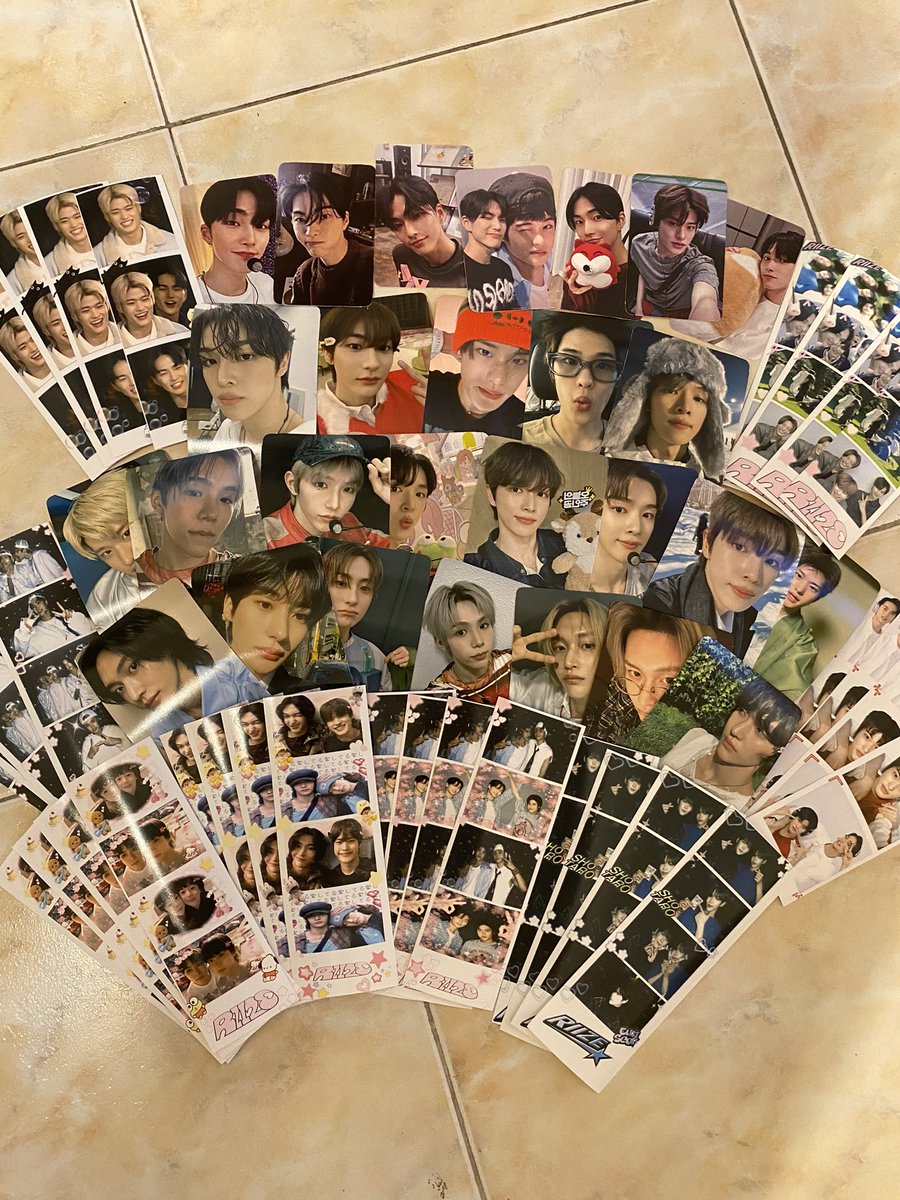 CaratHomeRun's tweet photo. Music Bank in madrid freebies! 🌸

INFO:
-Will be handing them out at the venue
-I will post where i’ll be handing them out

FREEBIES:
- Film strips (RIIZE)
-Fan made photocards(All groups)
-Freebie Bag

WHATS IN THE FREEBIE BAGS:
-Bracelet
-Photocard
-Stickers https://t.co/tQNXD386jj
