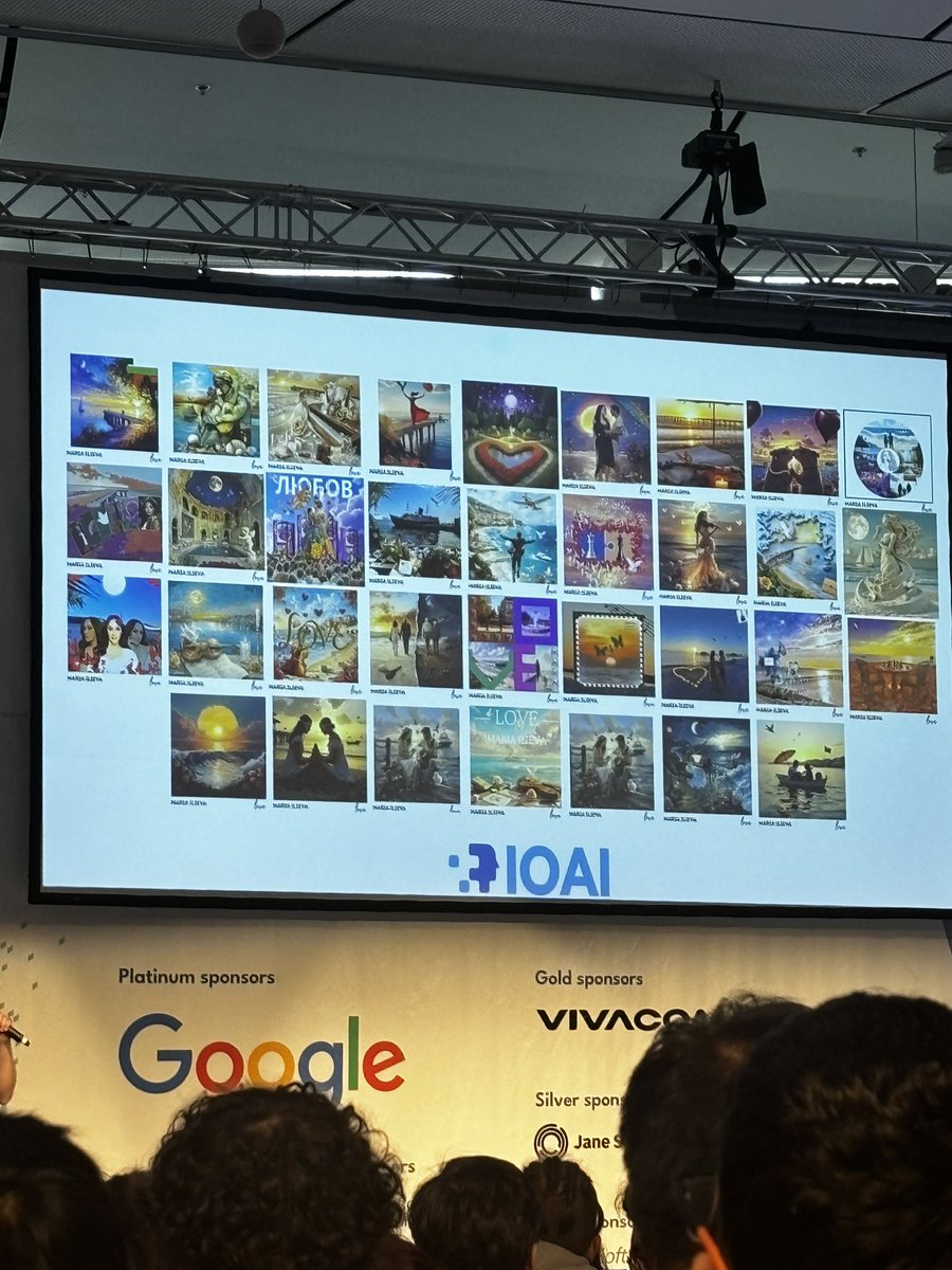 Christina ¨̮ tweet media