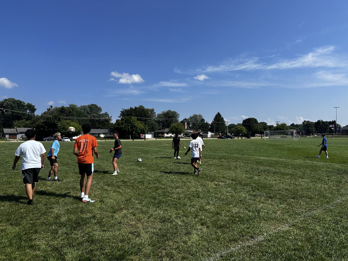 Andrew Hernandez tweet media