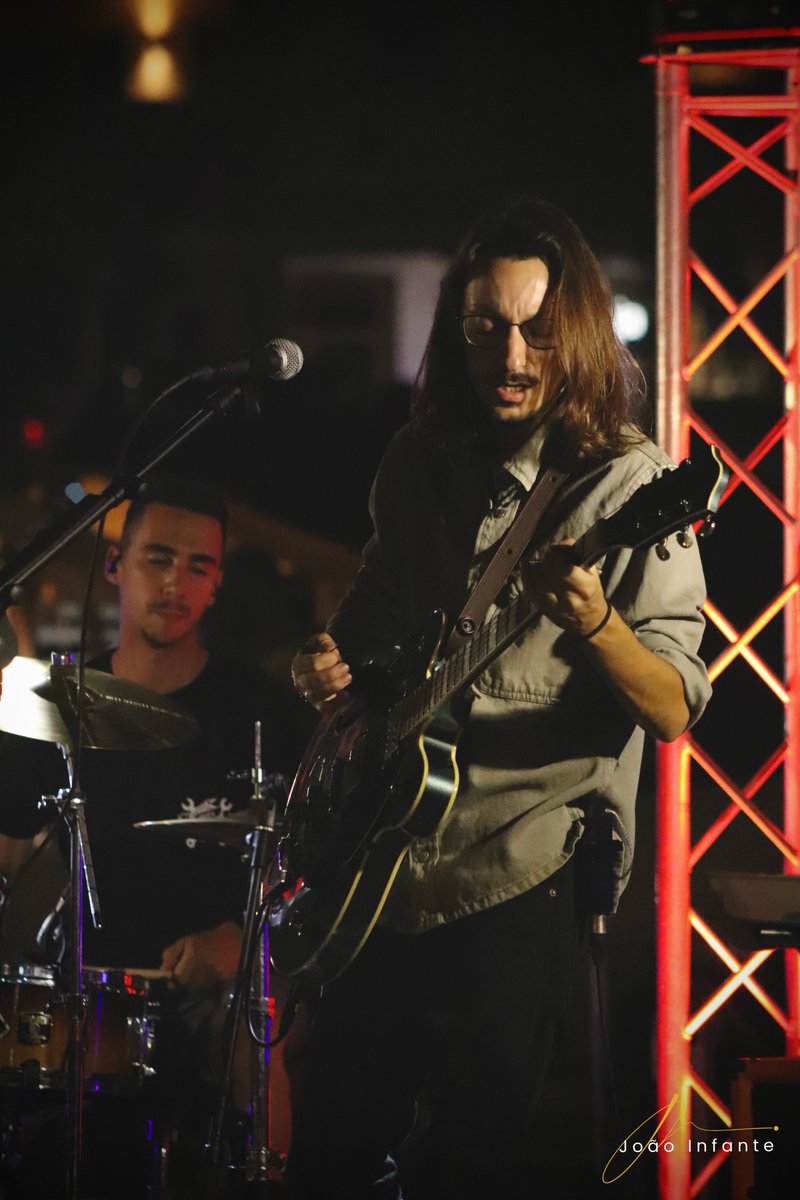 cranky_geeks's tweet photo. Mais algumas fotografias do nosso concerto em Ferragudo captadas pela lente do grande João Infante 📷

Iniciativa A Cultura Sai À Rua! (Parte 2) https://t.co/1IKDIwD6s0