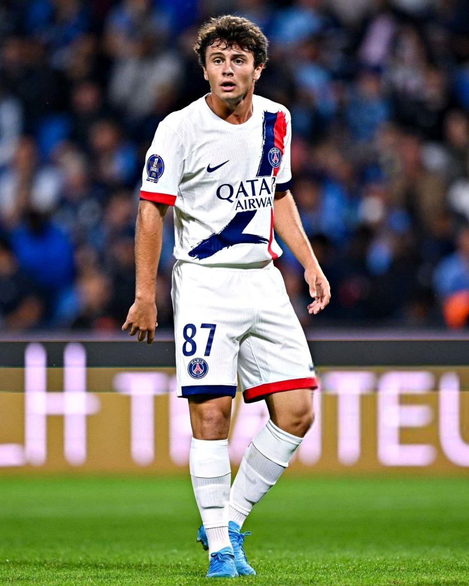 Duas assistências de João Neves na estreia pelo PSG 🪄