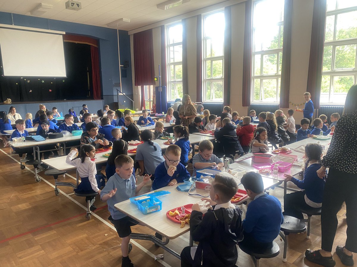 ToryglenPS's tweet photo. What an amazing first week back, well done to all our pupils and staff who have all worked so hard. What a wonderful school we have. Proud HT! #determined #successful #responsible #happypupils #happystaff https://t.co/TJxechuZVk