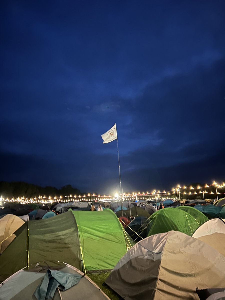 LilliesLivinPod's tweet image. Kildare flag flying high #ElectricPicnic