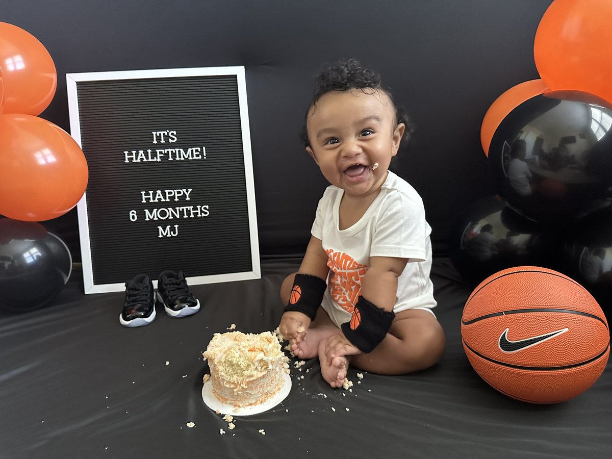 AtCierra's tweet photo. 6 months already 🥹🥹😭😭😭❤️🏀 https://t.co/RG4RMKVssh