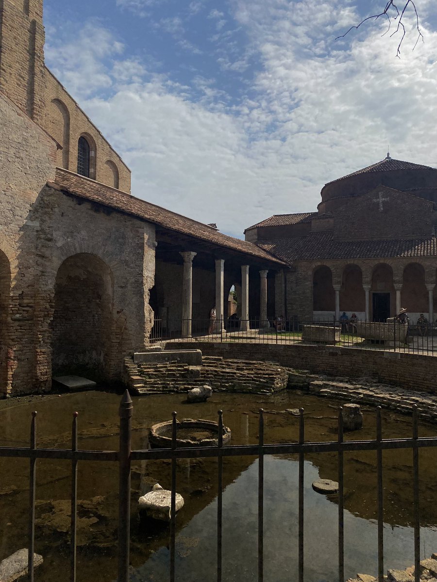 _gxiaa's tweet image. murano, burano, torcello, 16/08