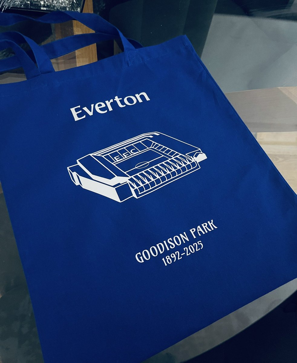 Wee Bella1973 tweet media