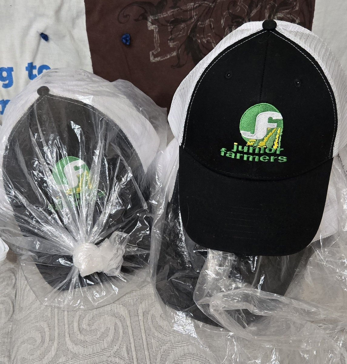 Wellington Junior farmers is going to sell hates tomorrow in the 80th anniversary on Saturday, August 17th, $20 dollars for a hat. Ask a wellington members to get yours!

#wellington #juniorfarmers #proudjfer #jf