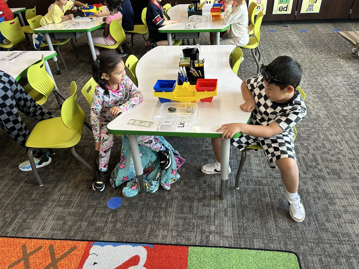Exploring matter with first grade was a great end to the week.  <a href="/DebbieHavnen/">Debbie Havnen</a> <a href="/Humble_Science/">Humble ISD Elementary Science</a> <a href="/HumbleISD_CE/">Centennial Elementary</a>