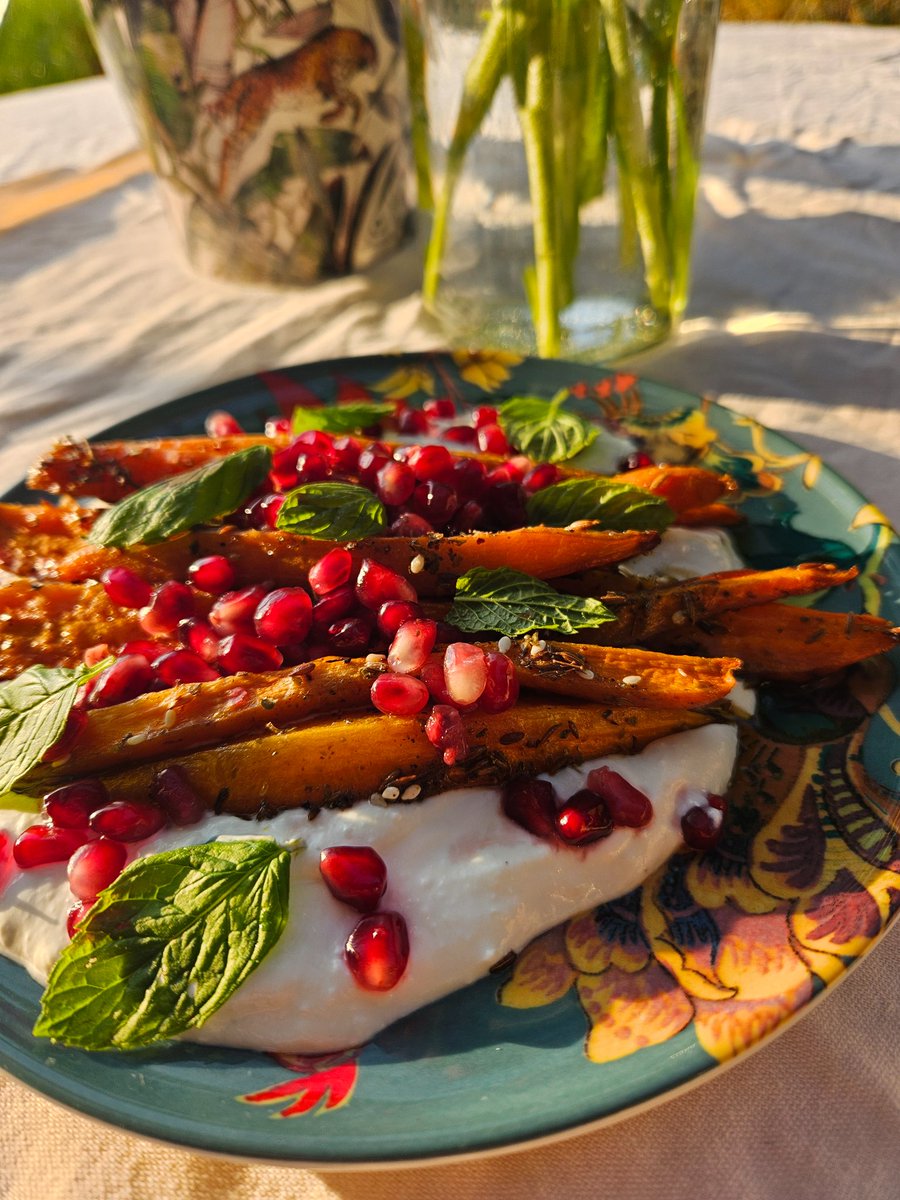 FleurWard's tweet photo. @Nigella_Lawson  Lamb kleftiko tonight with carrots and za'atar, whipped feta and pomegranate. New Pots too 💙🤍 https://t.co/axBglzXgSW